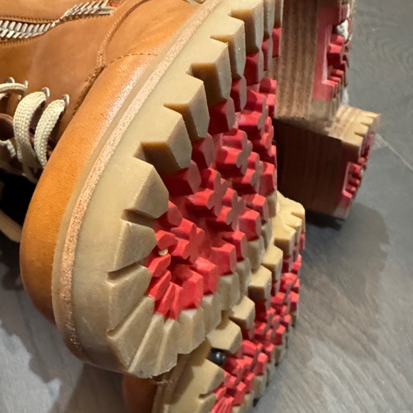 Christian Louboutin Tan Lace-Up Boots - Picture 7 of 12